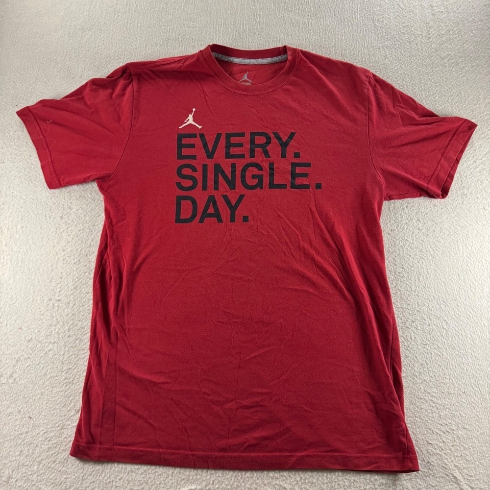 Jordan T-Shirt Mens Large Red Good Every Single Day Dri-FIT Everyday Wear Gym